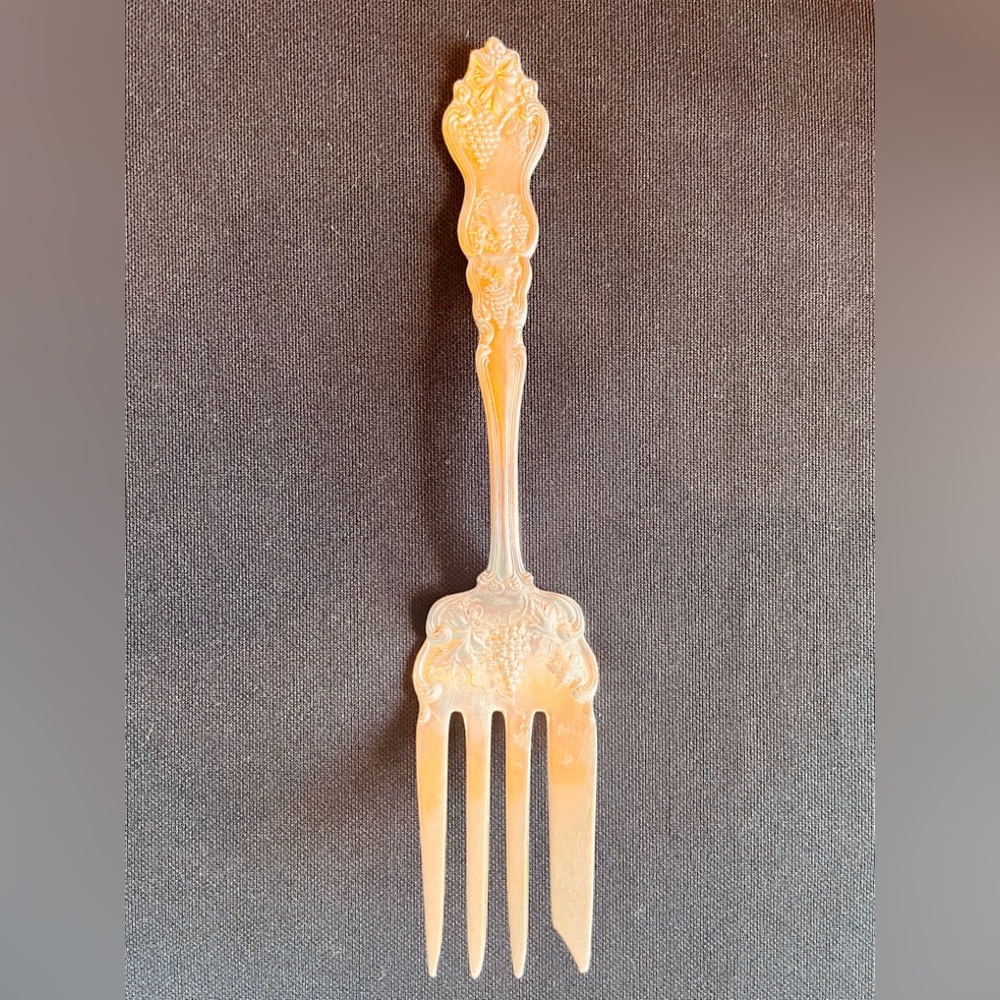Moselle Grape Meat Fork - Picture 1 of 6